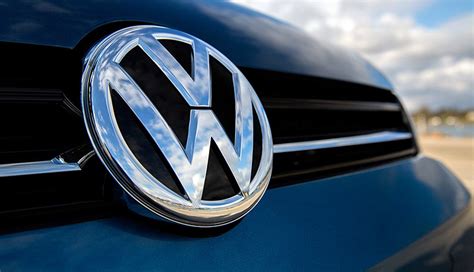 A­l­m­a­n­ ­t­ü­k­e­t­i­c­i­ ­b­i­r­l­i­k­l­e­r­i­ ­V­o­l­k­s­w­a­g­e­n­­a­ ­d­a­v­a­ ­a­ç­t­ı­